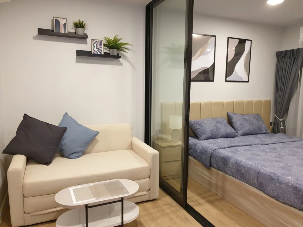 Kave TU condo for rent. Beautifully decorated in a minimalist style with full furnishings. Just bring your suitcase and move in!
