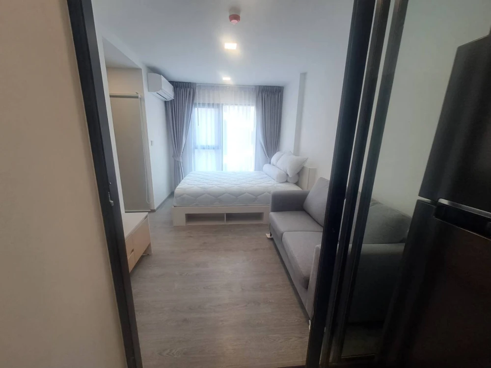 Kave Wonderland condo for rent, 4th floor, overlooking Chiang Rak Road. Book now, don't miss out!