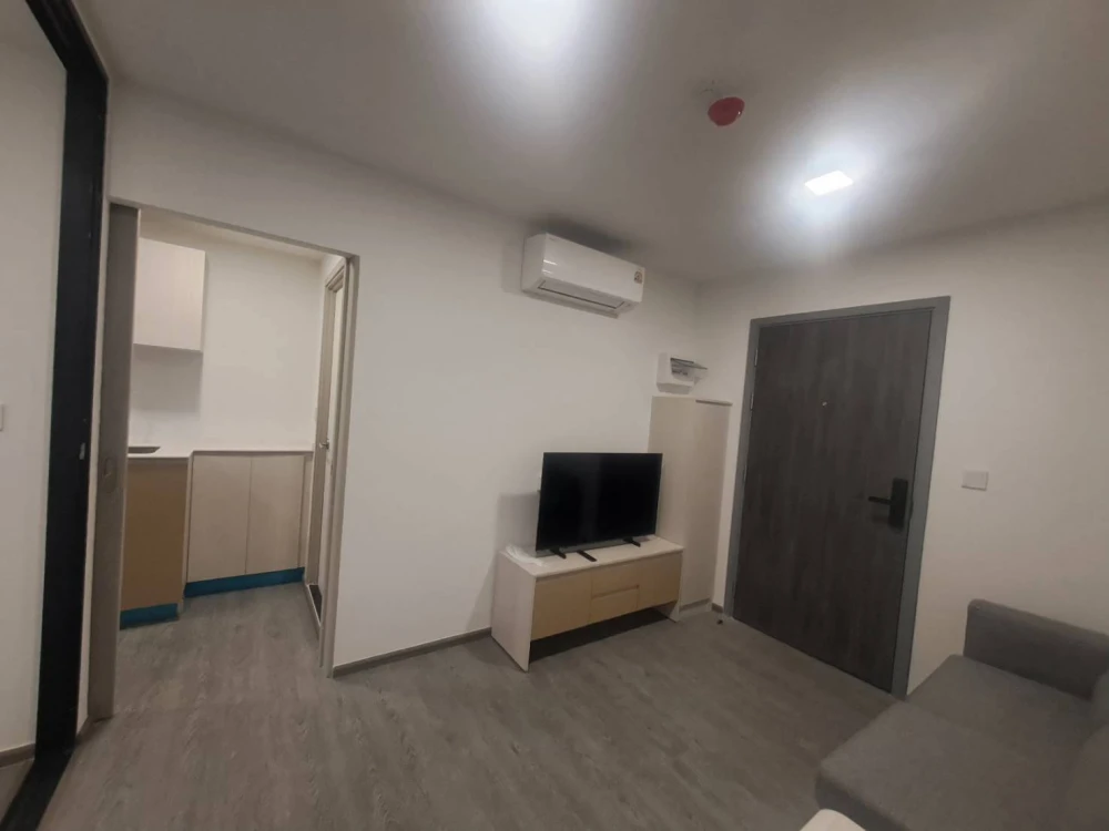 Kave Wonderland condo for rent, 4th floor, overlooking Chiang Rak Road. Book now, don't miss out!