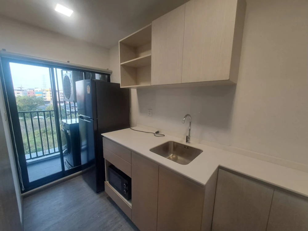 Kave Wonderland condo for rent, 4th floor, overlooking Chiang Rak Road. Book now, don't miss out!