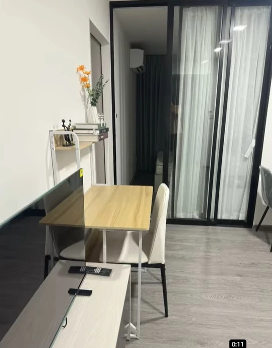 Kave Wonderland condo for rent, 4th floor, corner unit (private), exterior view, fully furnished. Book now!