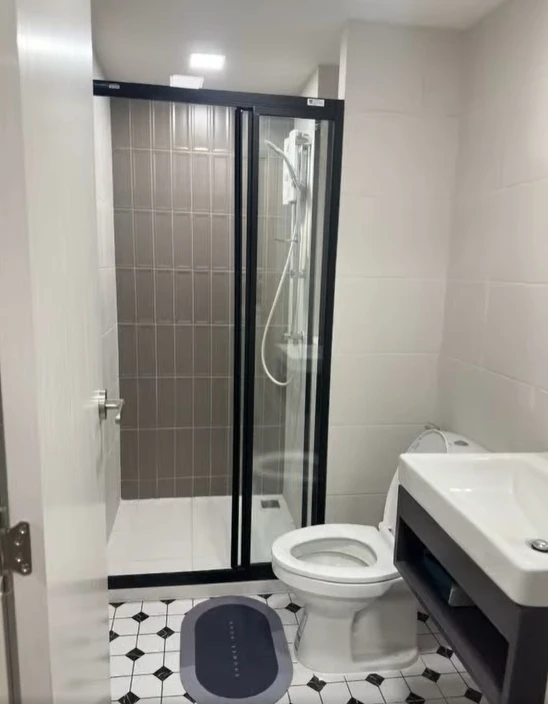 Kave Wonderland condo for rent, 4th floor, corner unit (private), exterior view, fully furnished. Book now!