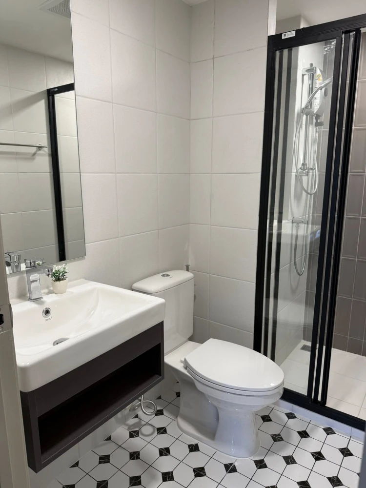 Kave Wonderland condo for rent, 4th floor, fully furnished and ready to move in. Book now! Limited time offer!