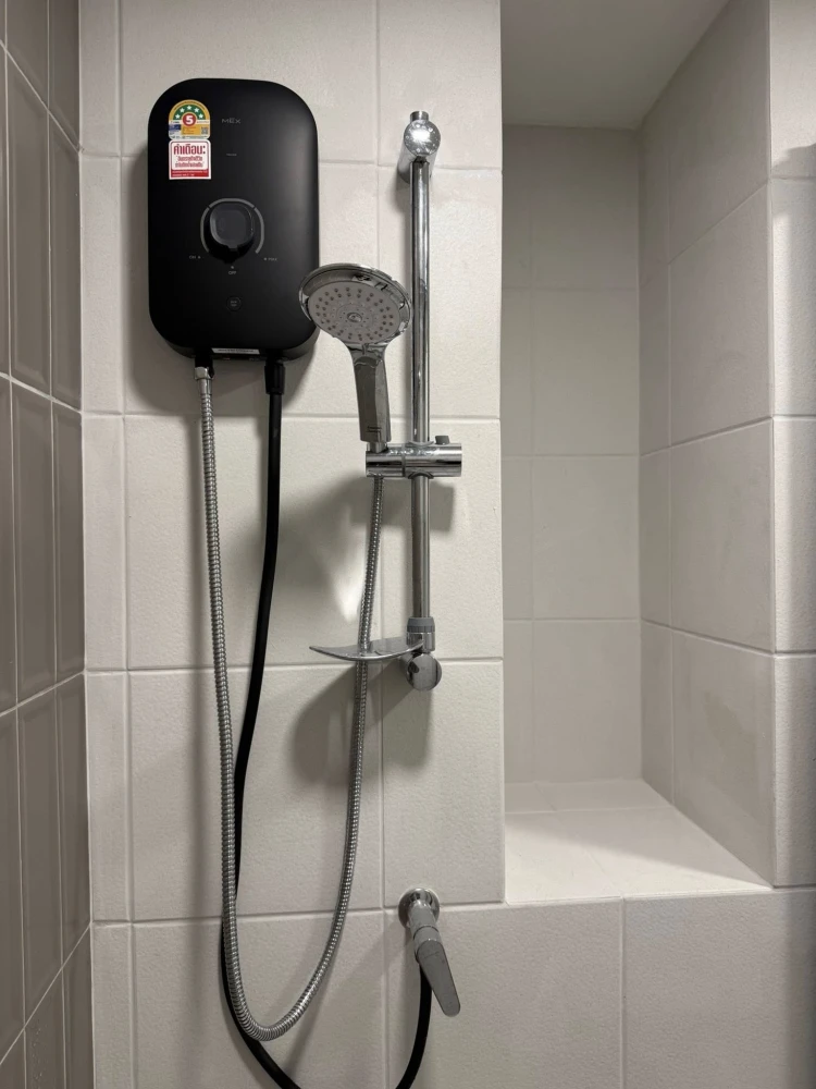 Kave Wonderland, 6th floor, for rent. Fully furnished with appliances. Book now!