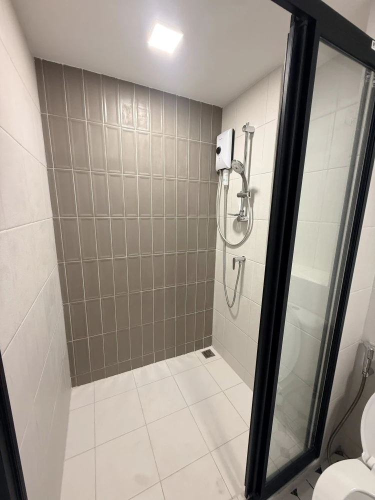 For rent: Kave Wonderland, 6th floor, overlooking the project's pool and garden. Fully furnished and ready to move in. Book now!