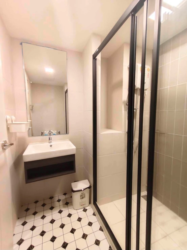 Kave Wonderland condo for rent, 6th floor. Nice and fully furnished. Book now!