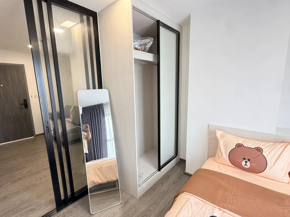 Kave Wonderland condo for rent, 6th floor, corner unit, exterior view, fully furnished. Book now! Limited time offer!