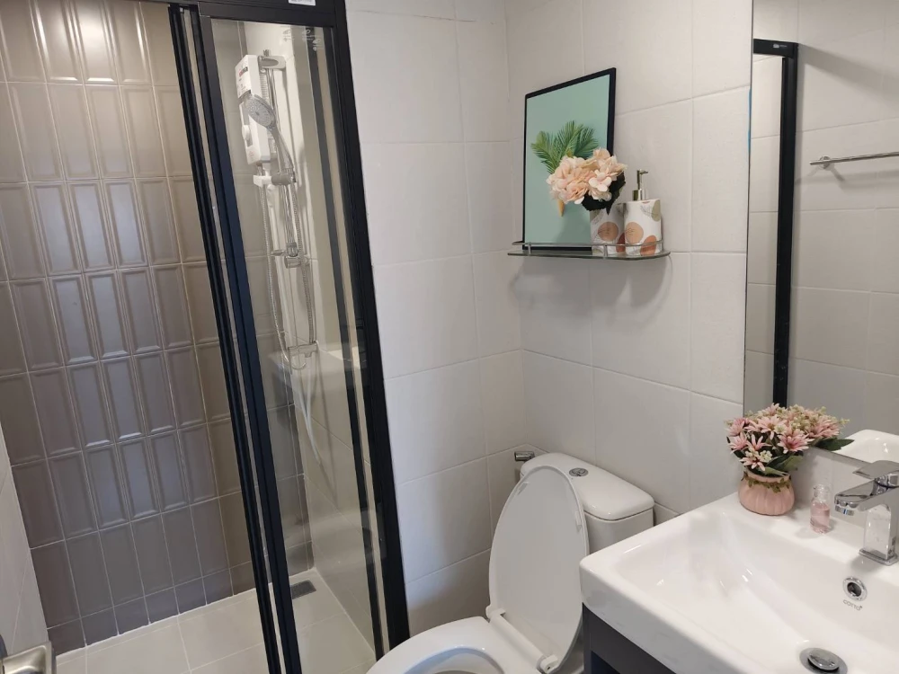 Kave Wonderland, 6th floor, for rent. Beautifully decorated unit. Book now before it's gone!