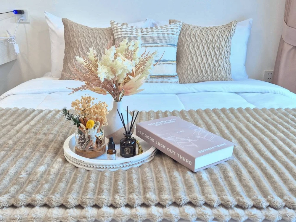 Kave Wonderland condo for rent, 8th floor. Beautiful room, fully furnished. Book now!