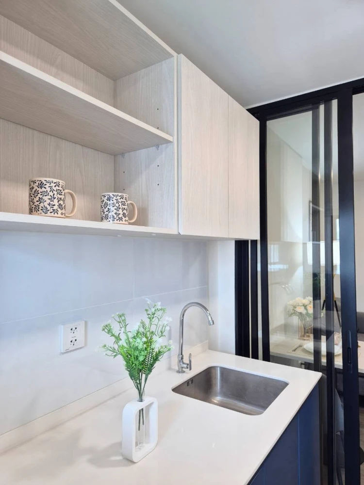 Kave Wonderland condo for rent, 8th floor. Beautiful room, fully furnished. Book now!