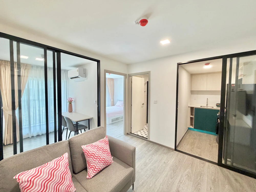 Kave Wonderland condo for rent. Pool view, nice room. Book now! Don't miss out! Hurry!