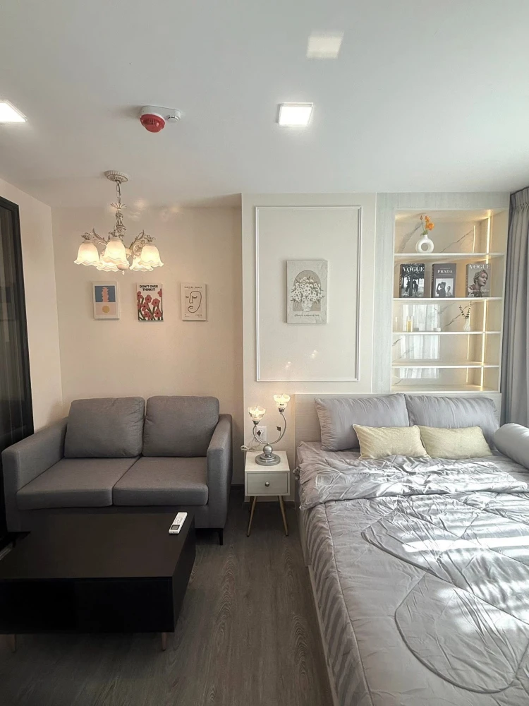 Kave Wonderland condo for rent. Beautiful pool view room, fully furnished. Book now!