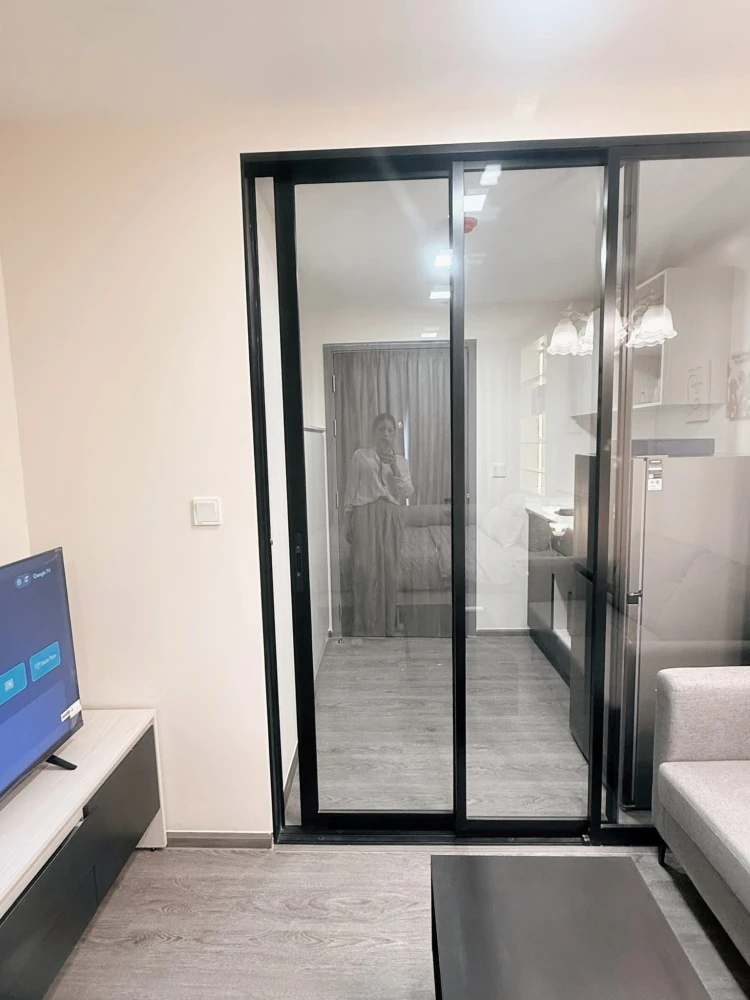 Kave Wonderland condo for rent. Beautiful pool view room, fully furnished. Book now!