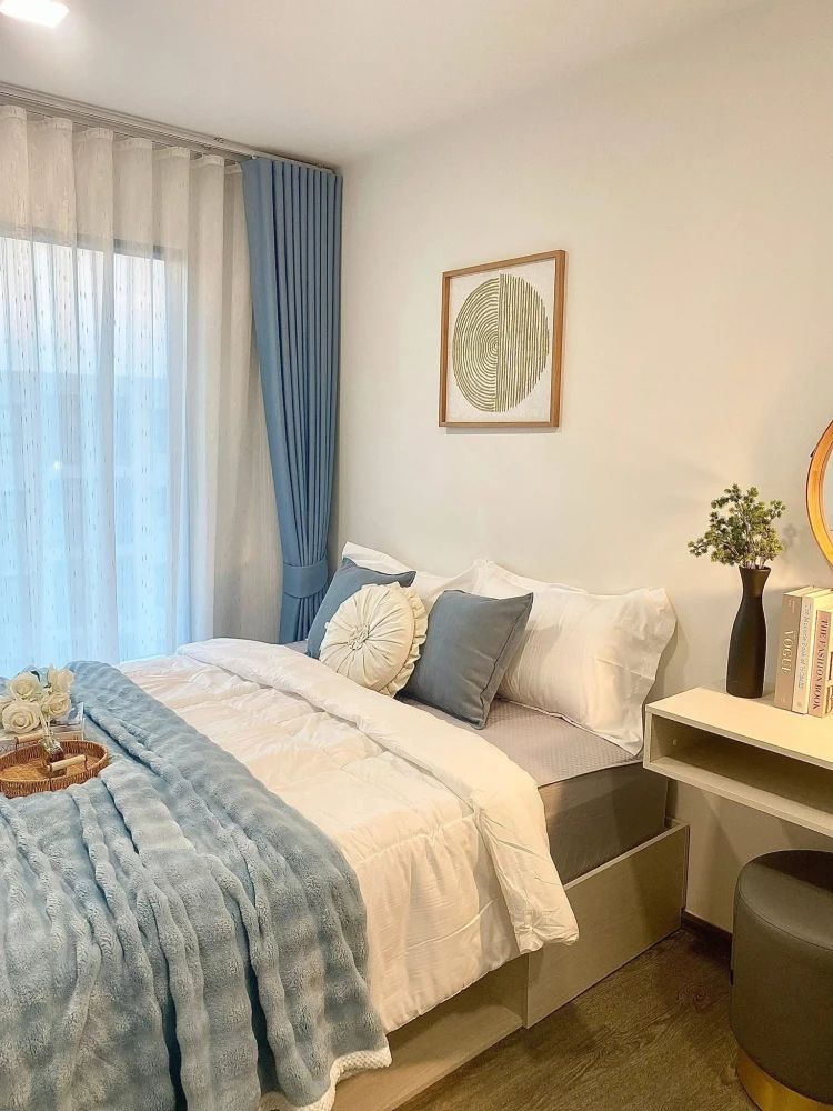 Kave Wonderland condo for rent, 8th floor. Beautifully decorated with a consistent color scheme and fully furnished. Book now!