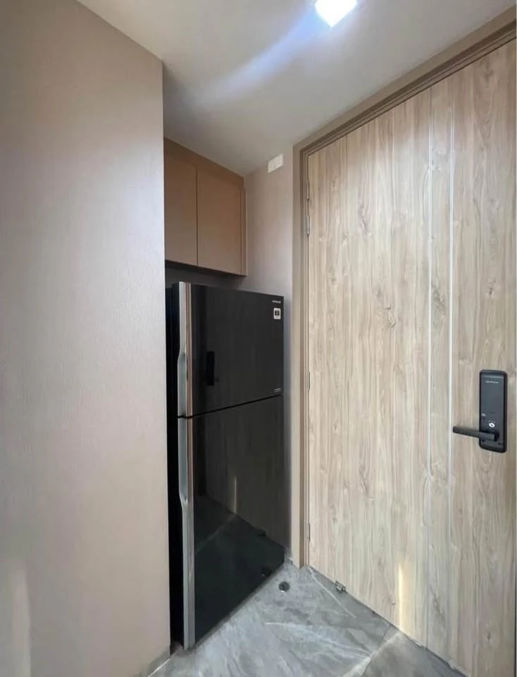 For rent: Kawa Haus On Nut 77, has built-in furniture, the whole room is complete, has complete electrical appliances. You will regret it if you miss