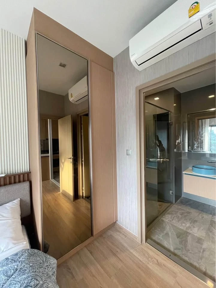For rent: Kawa Haus On Nut 77, has built-in furniture, the whole room is complete, has complete electrical appliances. You will regret it if you miss