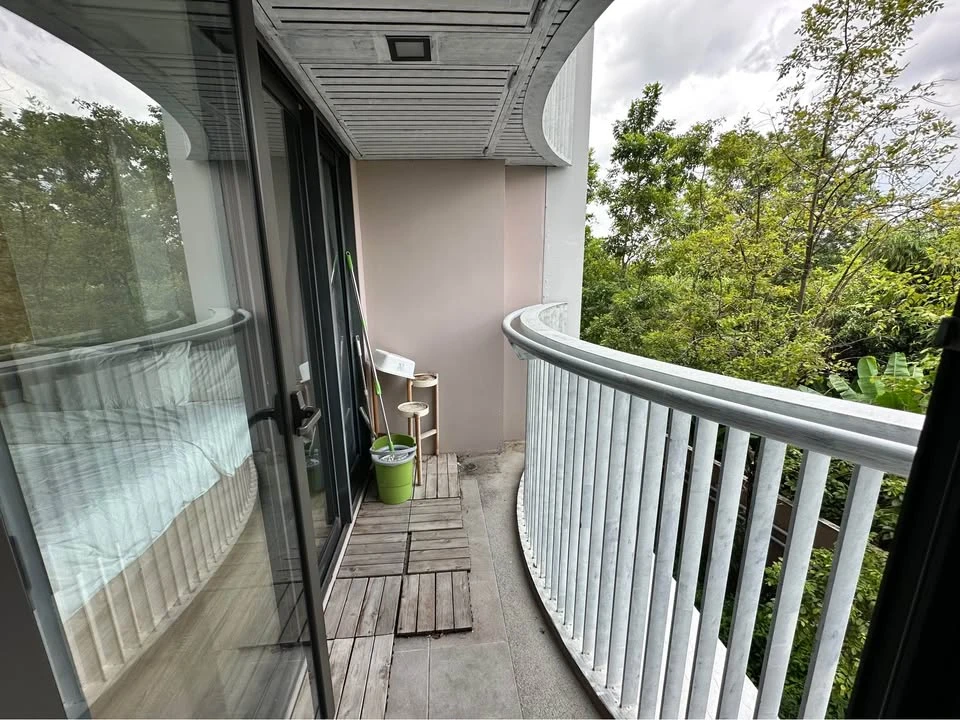 KAWA HAUS for rent—offering a peaceful, shady, and airy resort-style atmosphere. Ideal for those seeking privacy and a relaxing environment.