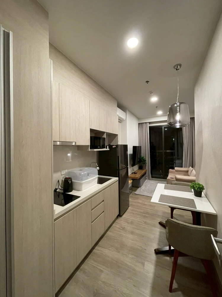 For rent: KEEN Centre Sriracha, 1 bedroom, 1 bathroom, decorated in a cool theme, comes with complete furniture. Reserve now!