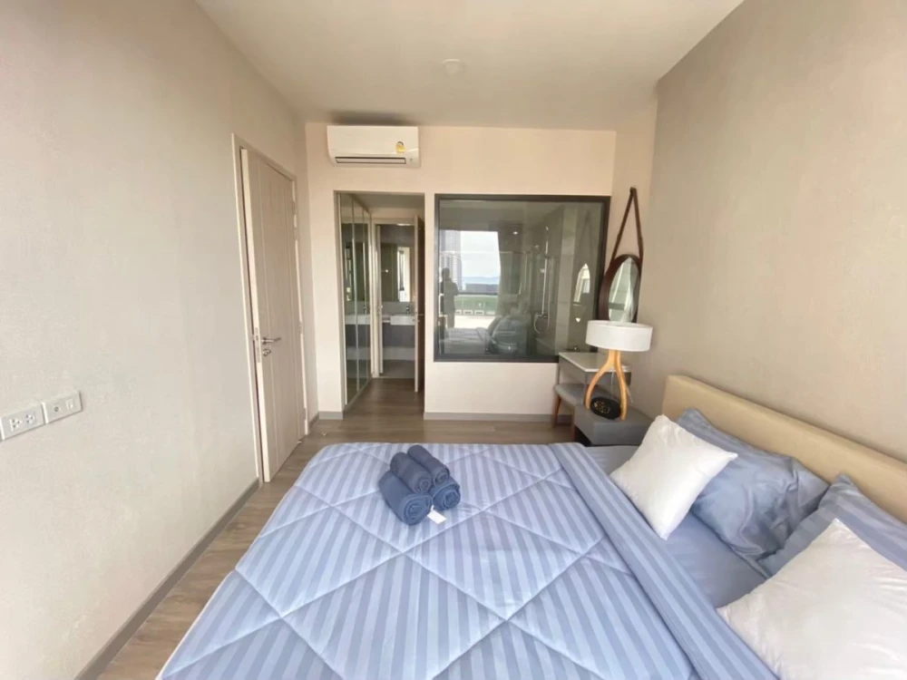 For rent: KEEN Centre Sriracha, 12th floor, sea view, beautiful room, fully furnished, comfortable, book now, don't miss out.