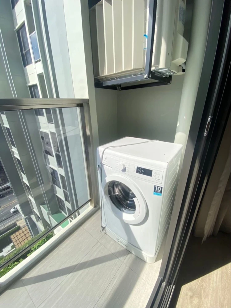 For rent: KEEN Centre Sriracha, 12th floor, sea view, beautiful room, fully furnished, comfortable, book now, don't miss out.