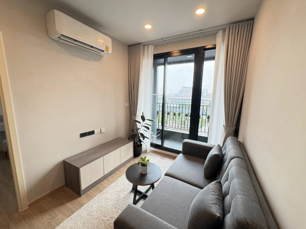 For rent: Ken Attitude Rattanathibet, a nice room, complete with furniture and appliances, good price, come and reserve now, don't miss out.