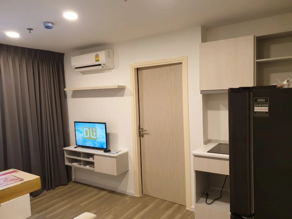 For rent: Kensington Kaset Campus, 3rd floor, Building B. Balcony overlooking the garden, peaceful atmosphere. Don't miss out!