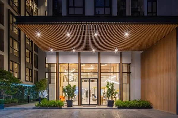 For rent: Kensington Phaholyothin 63, 3 rooms ready to move in, fully furnished + electrical appliances. Reserve now before you miss out!!