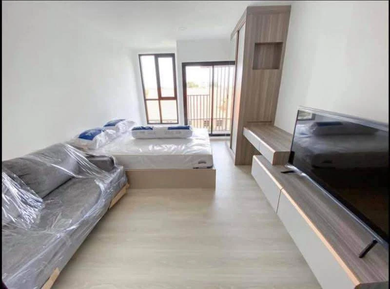 For rent: Kensington Phaholyothin 63, 3 rooms ready to move in, fully furnished + electrical appliances. Reserve now before you miss out!!