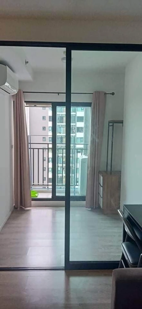 For rent: Kensington Sukhumvit-Theparak, 26th floor, fully furnished, very livable. Book now!