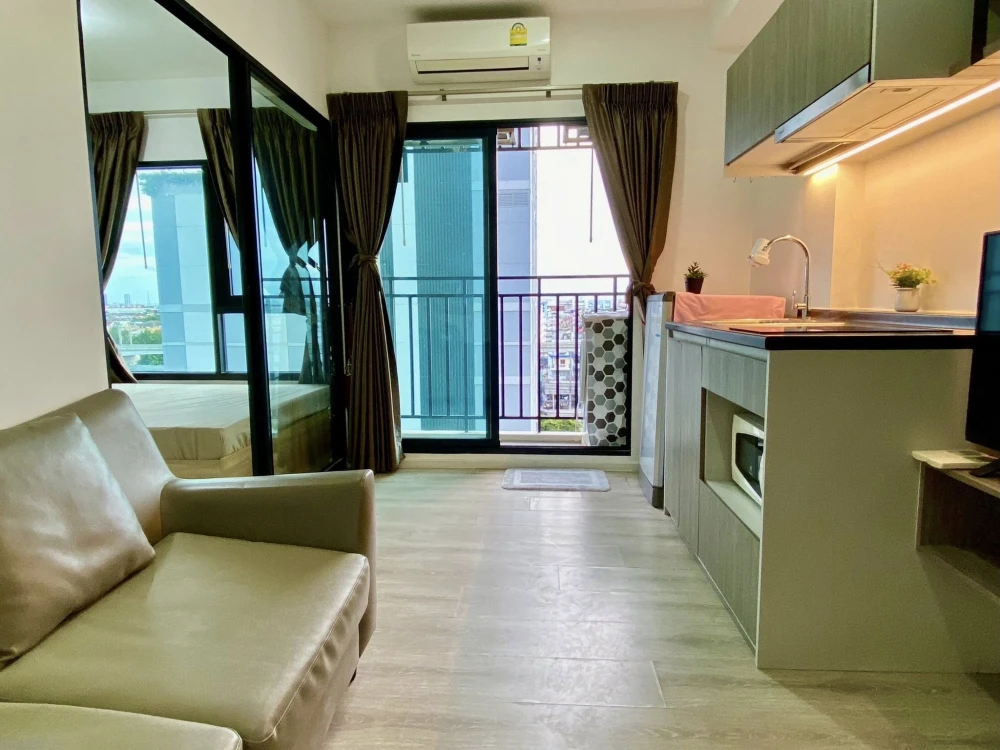 ให้เช่า Kensington Sukhumvit-Theparak ห้องน่าอยู่ เฟอร์นิเจอร์และเครื่องใช้ไฟฟ้าครบครัน หิ้วกระเป๋าเข้าอยู่ได้เลยจ้า