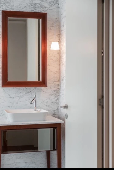 For rent: Khun by Yoo, 9th floor. Beautiful, fully furnished unit. Book now! Don't miss out!