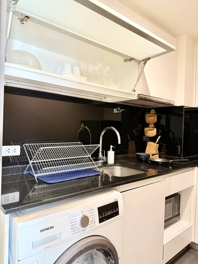 Klass Condo Silom for rent. Spacious and comfortable unit. Book now, don't miss out!