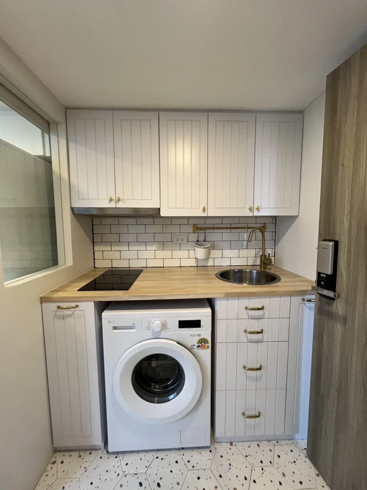 Knightbridge Space Ratchayothin for rent, spacious room with plenty of usable space. Hurry and reserve now, don't delay.