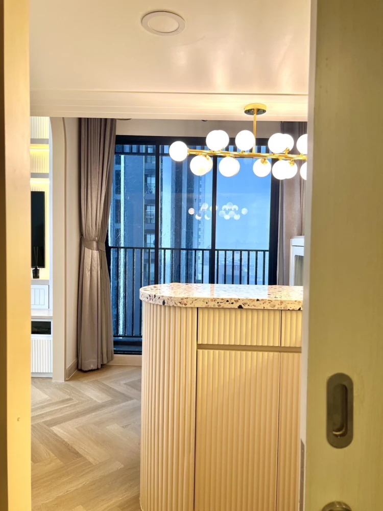 Knightbridge Space Ratchayothin for rent, spacious room with plenty of usable space. Hurry and reserve now, don't delay.