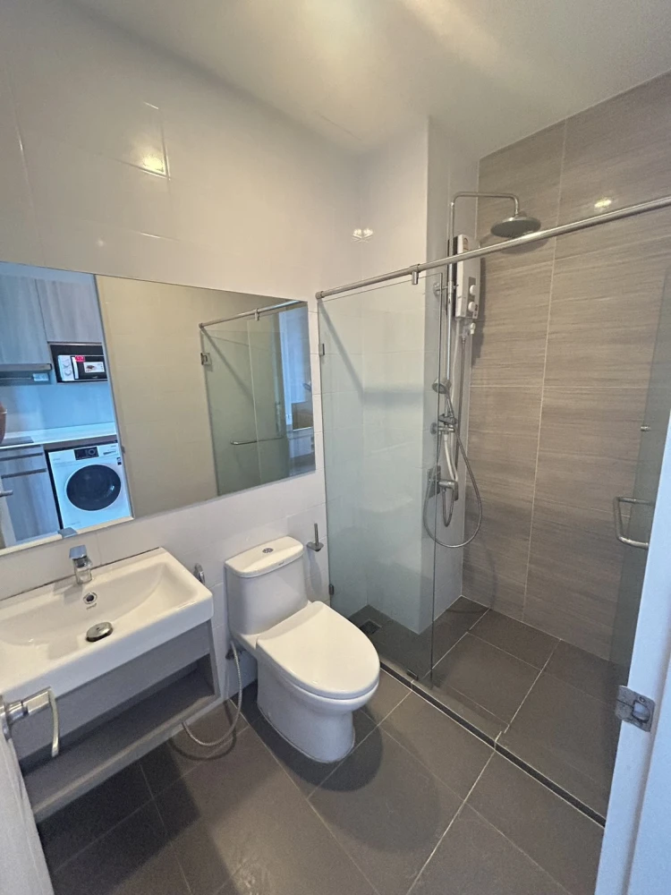 For rent: Knightsbridge Collage Ramkhamhaeng, 17th floor, fully furnished, ready to move in, reserve now.