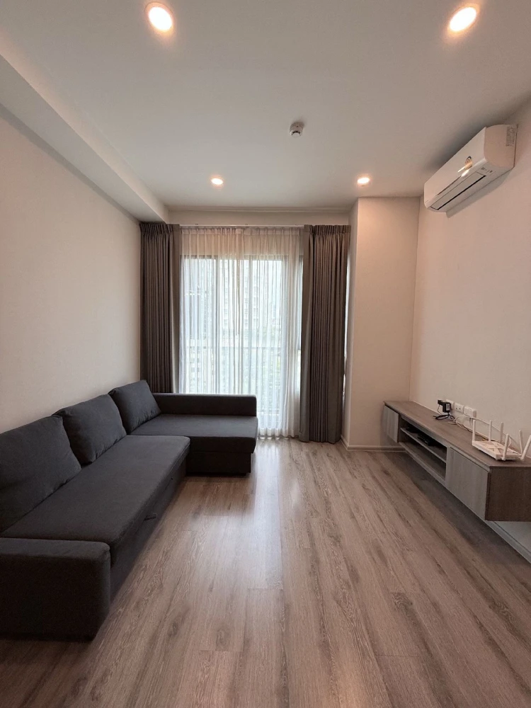 For rent: Knightsbridge Collage Ramkhamhaeng, 4th floor, nice room, fully furnished, reserve now!