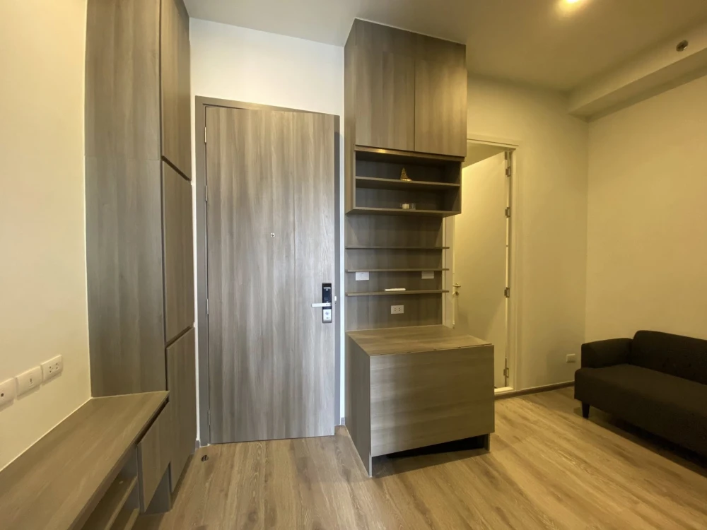For sale/rent: Knightsbridge Kaset Society. Nice unit with city view, fully furnished and equipped. Book now!