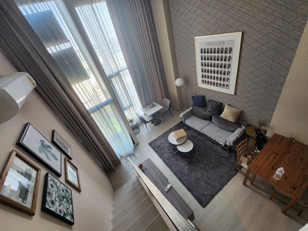 For rent: Knightsbridge Phaholyothin-Interchange, Duplex room, 14th floor, beautiful view, fully furnished, reserve now.
