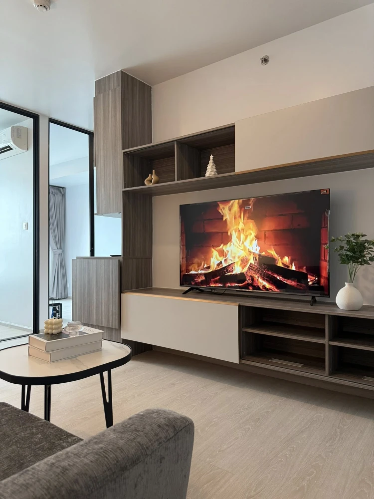 Knightsbridge Phaholyothin-Interchange for rent, a lovely room with complete furniture and appliances. Hurry and reserve now!