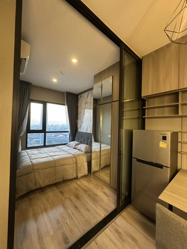 For rent: KnightsBridge Prime On-Nut, high floor, beautiful unit, fully furnished. Book now!