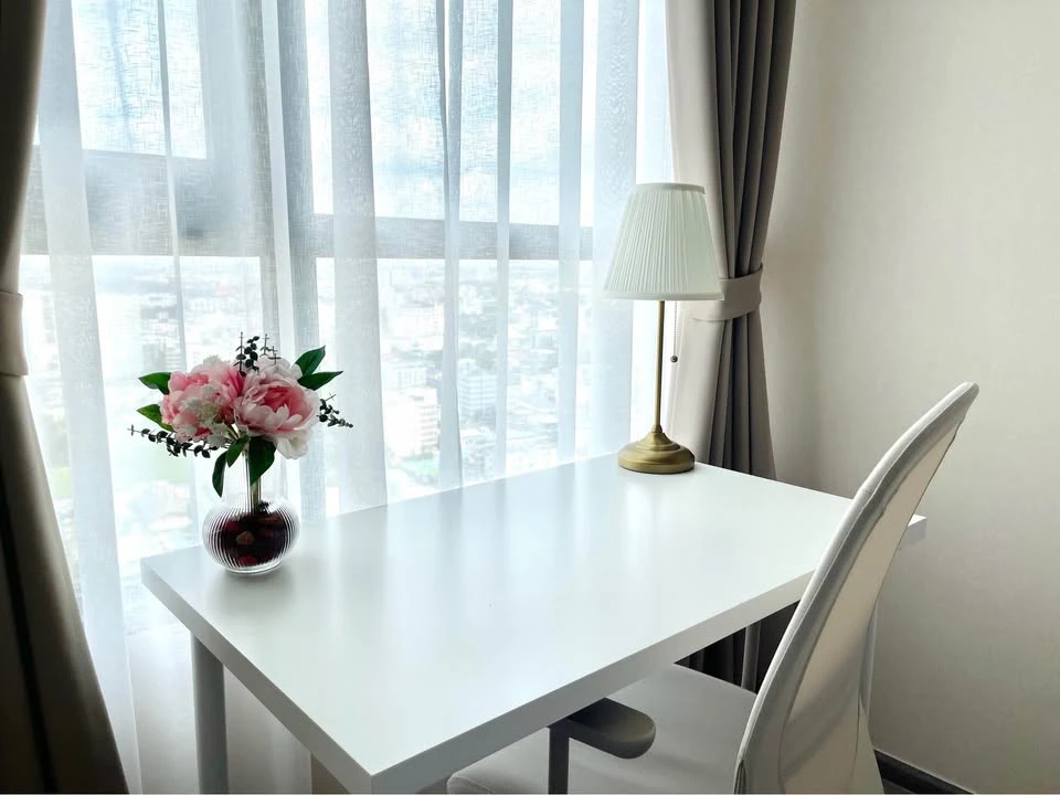 Knightsbridge Prime-Onnut studio apartment for rent. Coordinated interior design, fully furnished. Book now!