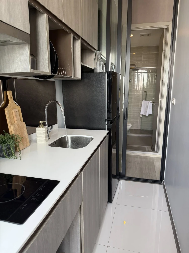Condo for Rent – Knightsbridge Prime Onnut | High Floor River Curve View