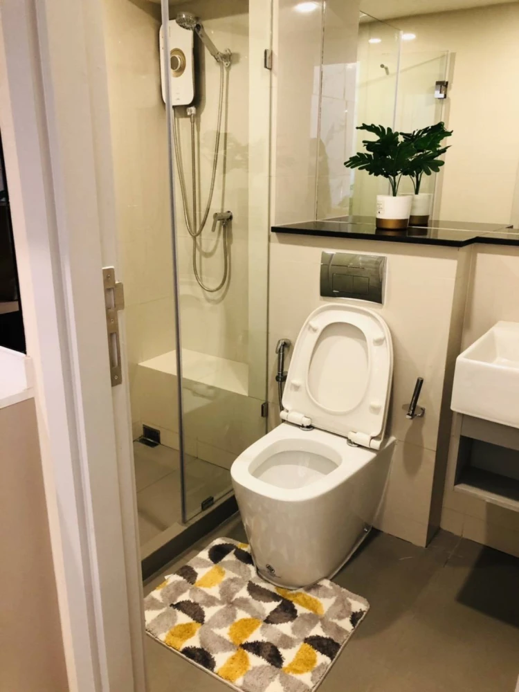 For rent: KnightsBridge Prime Sathorn, 24th floor. Nice, fully furnished unit. Book now!