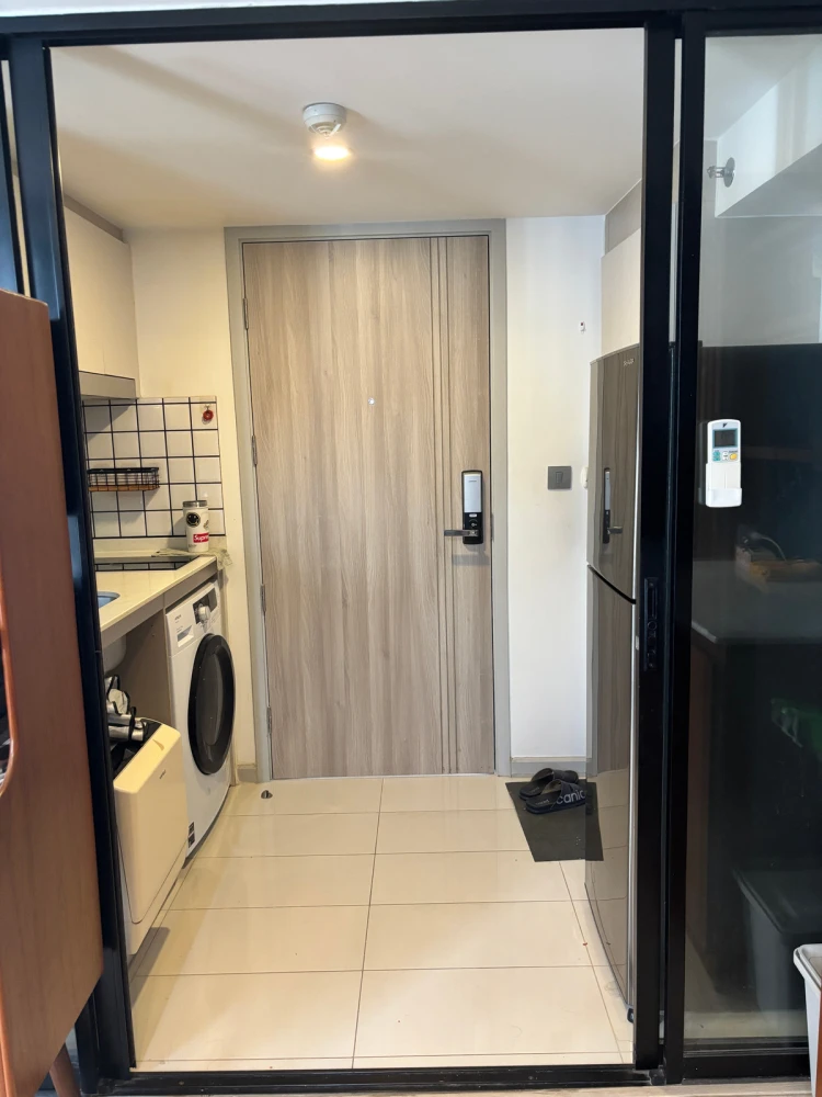 For rent: KnightsBridge Prime Sathorn, 40th floor, fully furnished, nice room, reserve now, hurry!