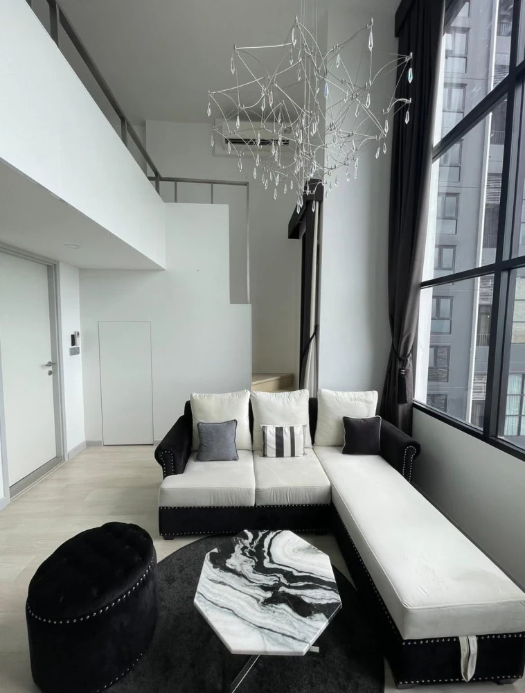 For rent: KnightsBridge Prime Sathorn, high floor, stunning view of the Chao Phraya River and Bang Krachao. Fully furnished with premium furniture and