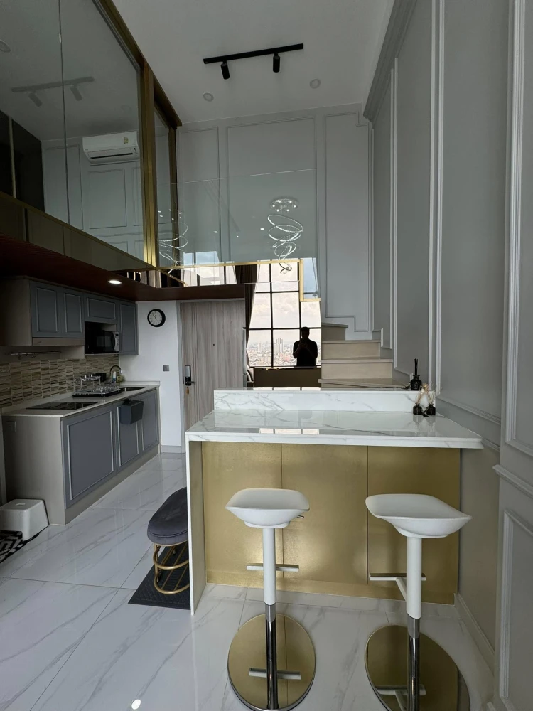 For rent: Knightsbridge Prime Sathorn, very high floor, beautifully decorated built-in throughout the room, beautiful view, not blocked, book now.