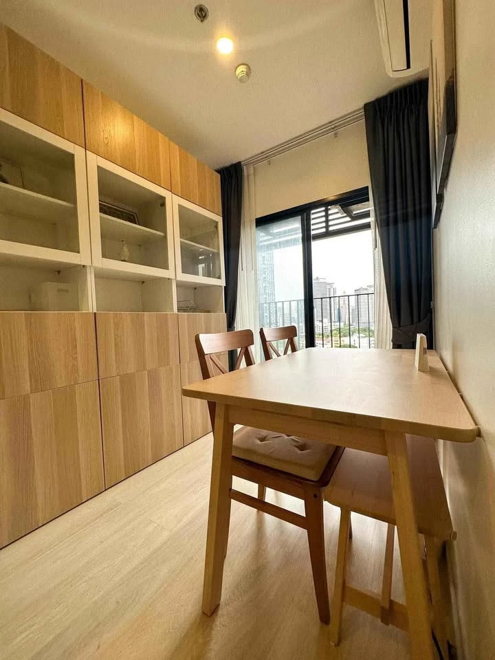 KnightsBridge Prime Sathorn for rent, high floor, furnished + appliances, reserve now.
