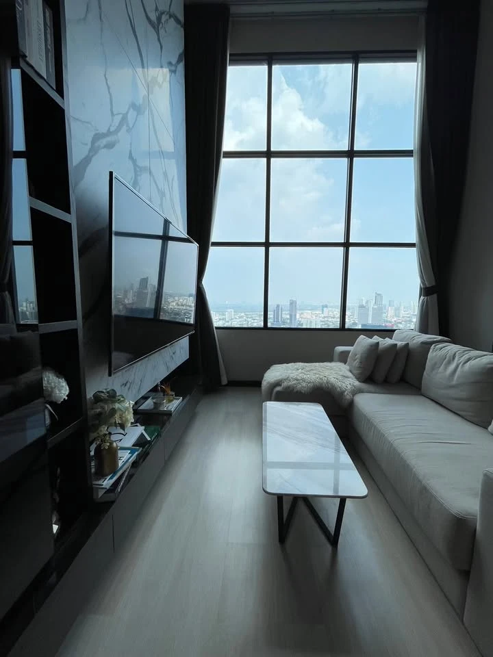 Knightsbridge Prime Sathorn, high floor, ready to move in, spacious and comfortable. Hurry and book now, don't miss out!