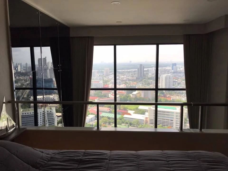 For rent: KnightsBridge Prime Sathorn. High ceilings, spacious feel, fully furnished, beautiful view. Book now!