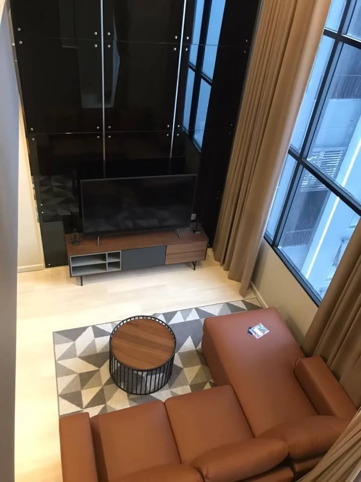 For rent: KnightsBridge Prime Sathorn. High ceilings, spacious feel, fully furnished, beautiful view. Book now!